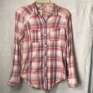 Hollister long sleeve button down plaid shirt